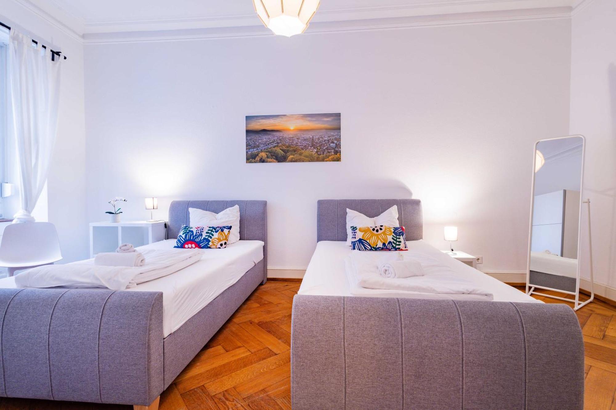 Stayinn "Heart Of The City" Suite ไฟรบวร์กอิมไบรส์เกา ภายนอก รูปภาพ