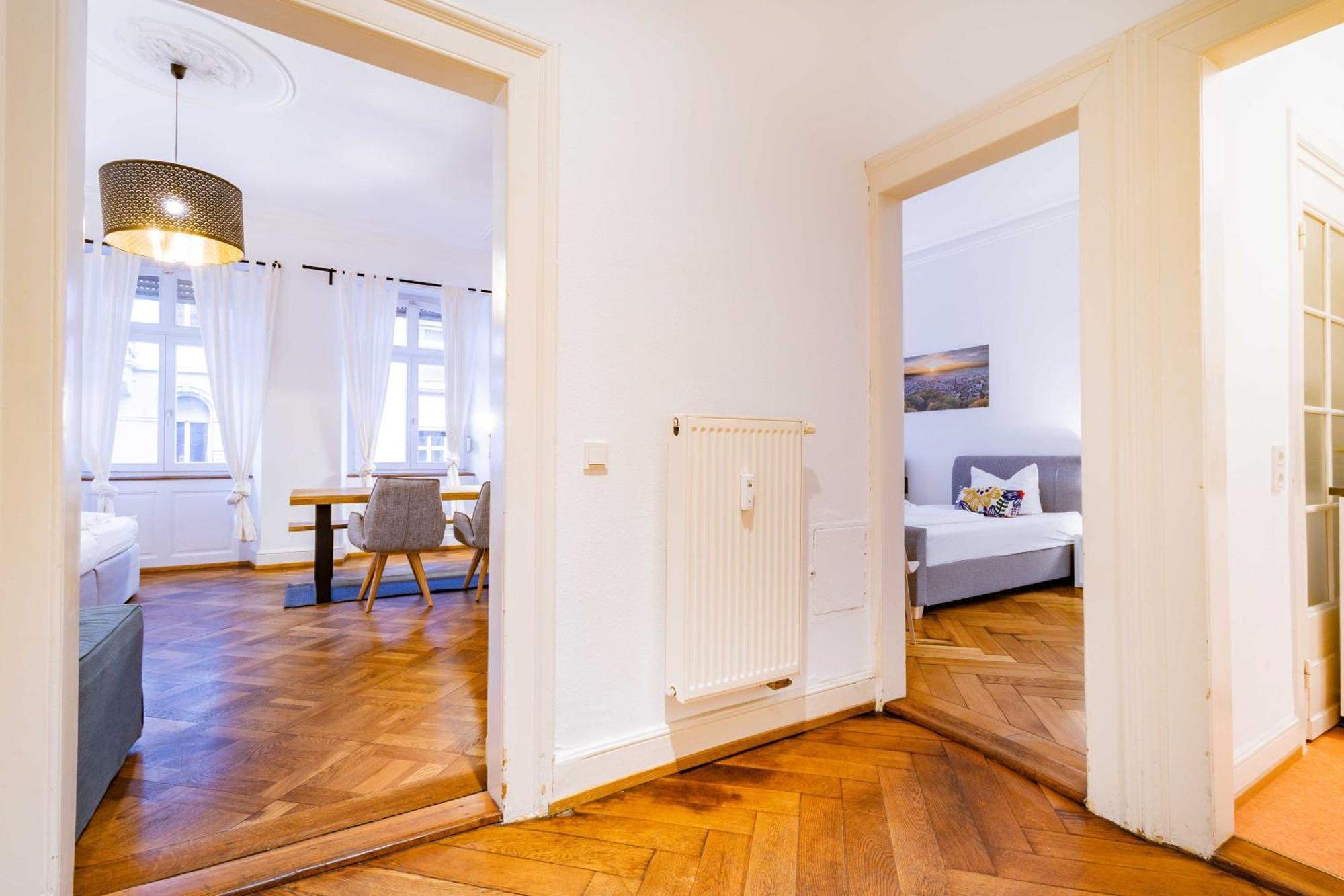 Stayinn "Heart Of The City" Suite ไฟรบวร์กอิมไบรส์เกา ภายนอก รูปภาพ